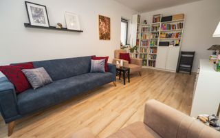 Vanzare Apartament 2 camere Obor , Bloc Nou, Parter - Poză 1