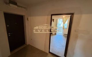 De vanzare apartament 3 camere-bloc tip vila !! - Poză 6