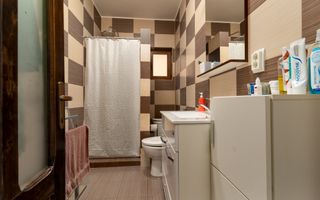 Casă 2013, teren 1366 mp, zonă centrală - Poză 5