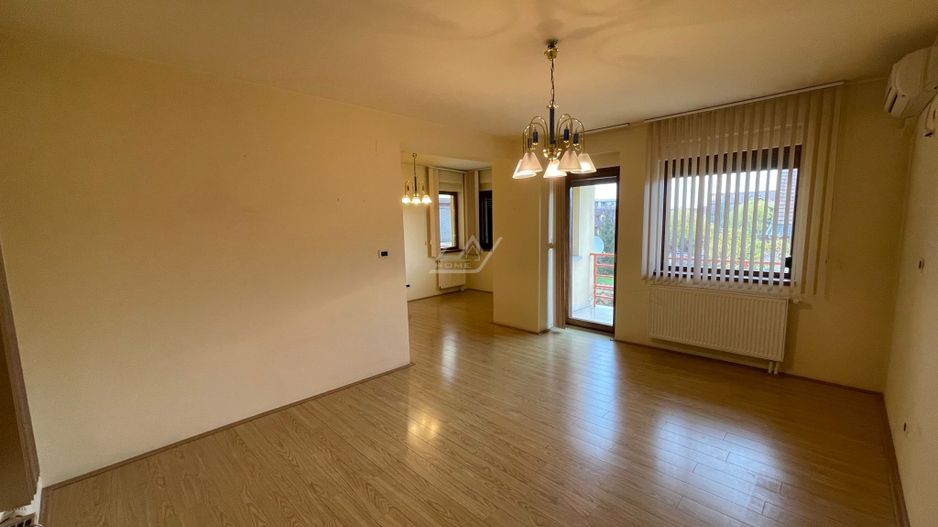 Casa individuala deosebita in zona Girocului - pozitie excelenta. Garaj dublu. - Poză 14