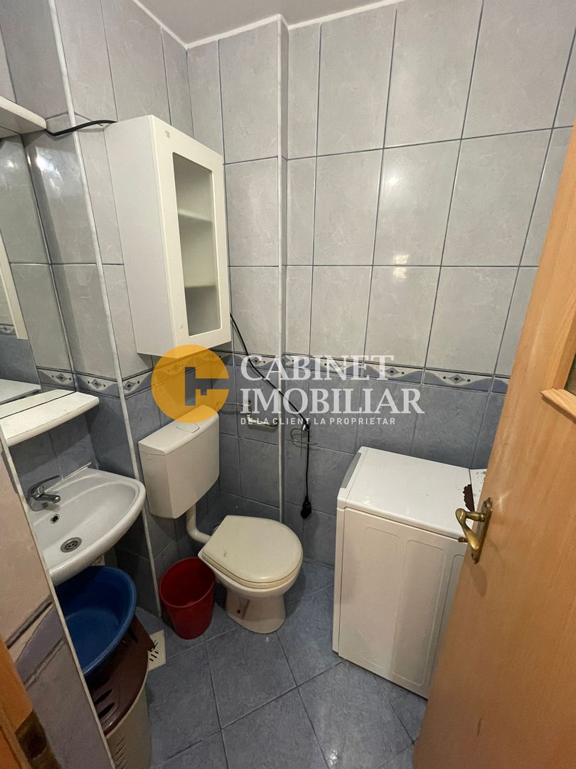 Nicolina- Eslanada - 3 Camere Decomandat Etaj 3 -Bloc 1991 - Poză 8