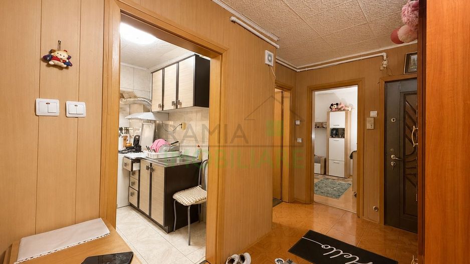 Apartament 2 camere decomandat ,49 mp, Parter, balcon, boxă - Poză 5