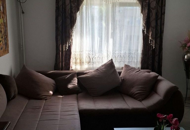 4 camere // Foisorului // Decomandat - Poză 3