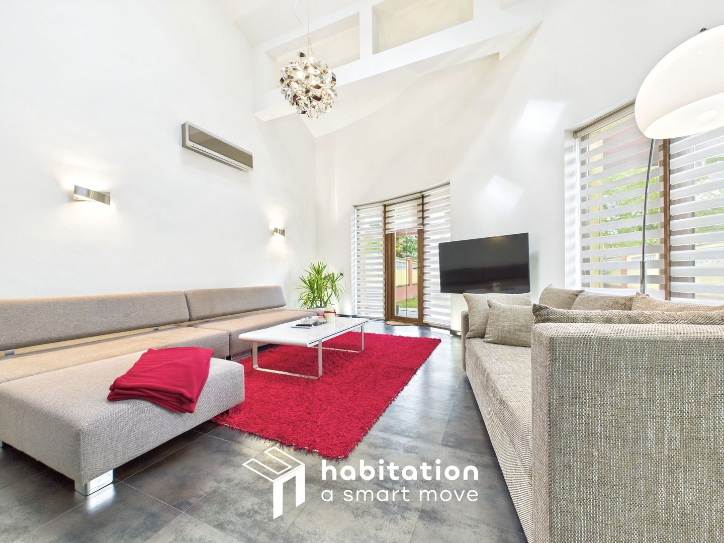 Descoperă eleganța unei case moderne– vizitează prin tur virtual - Poză 4