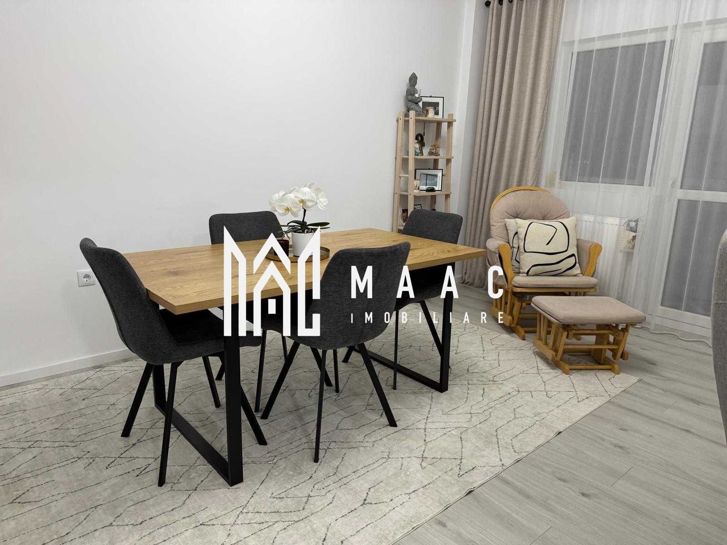 Apartament cu 3 camere pe bulevardul Mihai Viteazu, Sibiu - Poză 2
