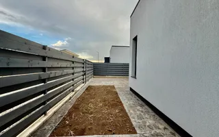 Eleganță, confort și liniște –mutare imediata | Casă nouă în Balotești - Poză 14