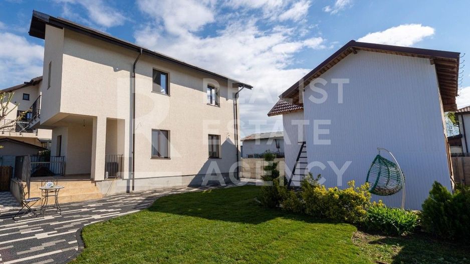 Vila in Tunari cu garaj si spatii de depozitare - Poză 2