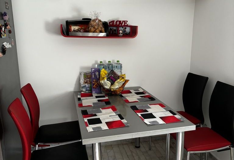 Apartament 4 camere, 100 mp, parcare, langa Parcul Sebastian - Poză 8