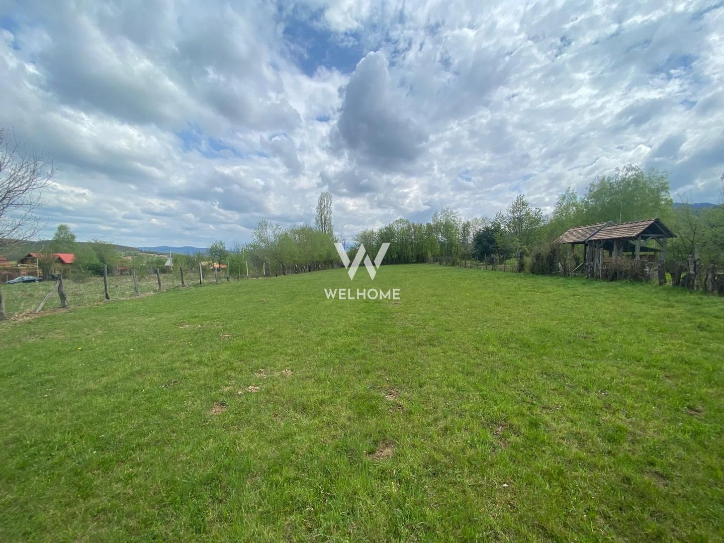 Parcela de teren intravilan cu un view superb-Tocile-Sibiu - Poză 1