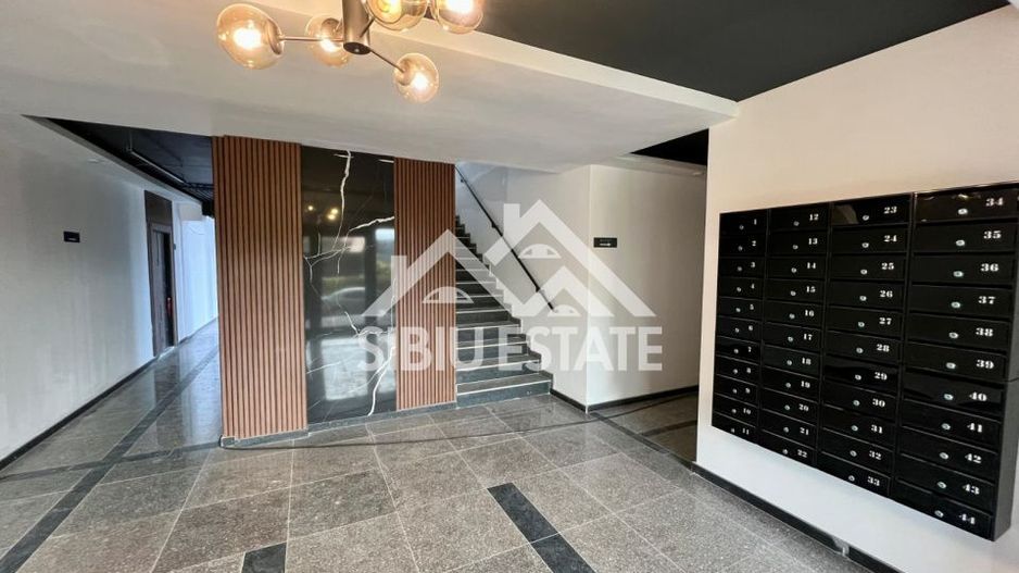 Apartament 3 camere, 2 bai Sibiu central Imobil Top lift garaj boxa - Poză 7