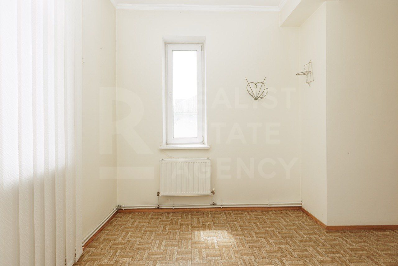 Vânzare, casă 3 nivele , str. Sihastrului, Codru - Poză 22
