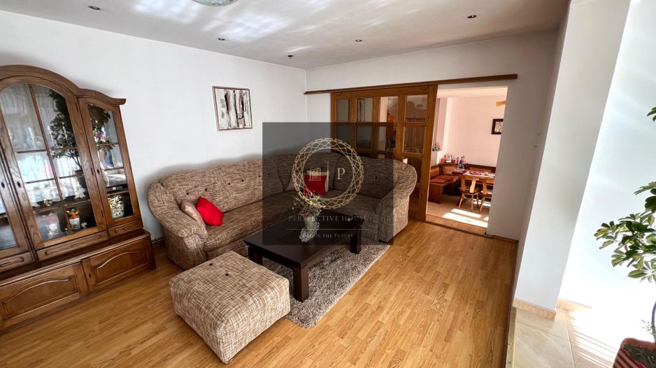Casă pretabila 2 familii | 280 mp utili| 1350mp Teren | Garaj - Poză 8