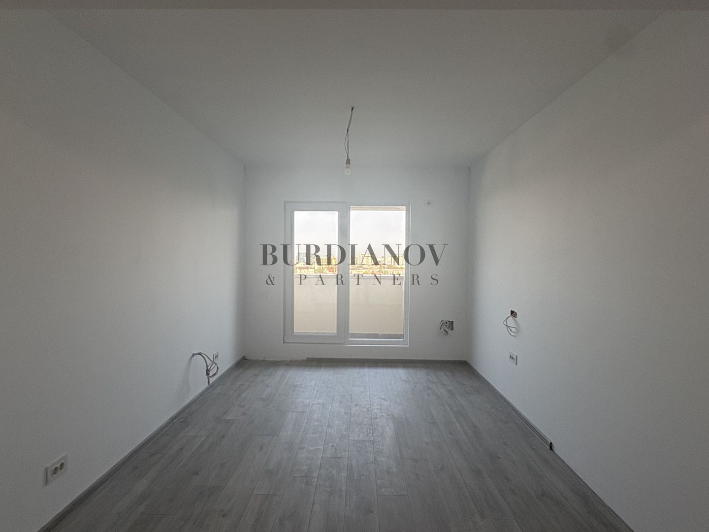 Apartament cu 3 camere - două băi - Etalon Lacul Morii - Vedere Lac - Poză 4