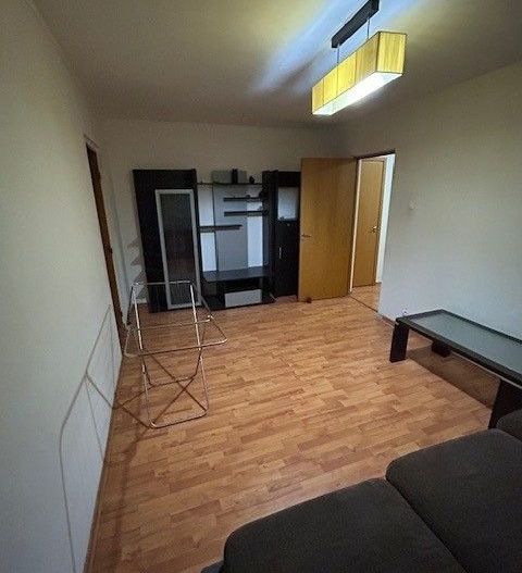 Apartament 3 camere de vanzare Gorjului - Poză 2