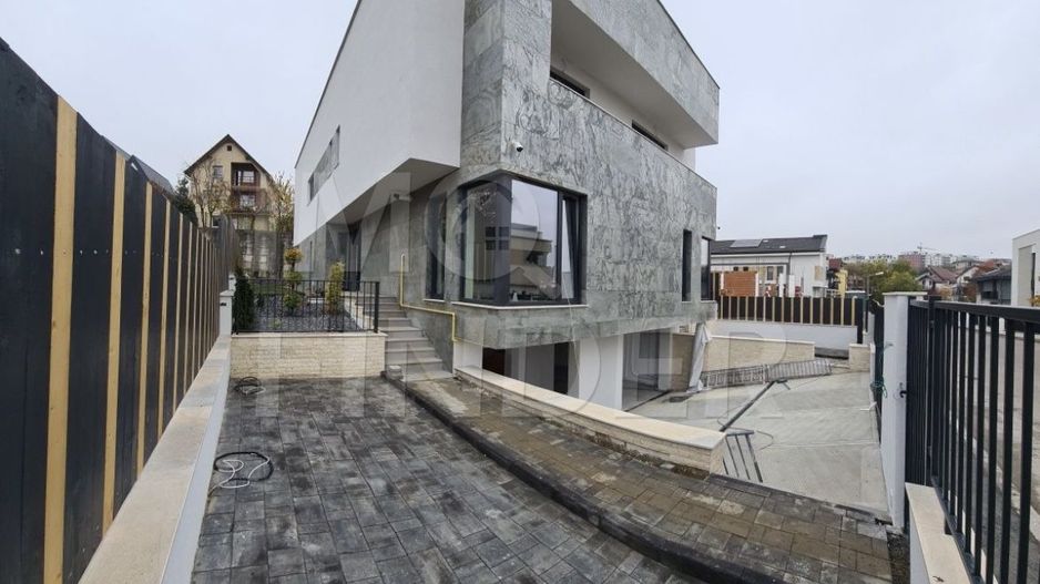 Vanzare parte de duplex 200 mp utili, teren 230 mp, Andrei Muresanu - Poză 1