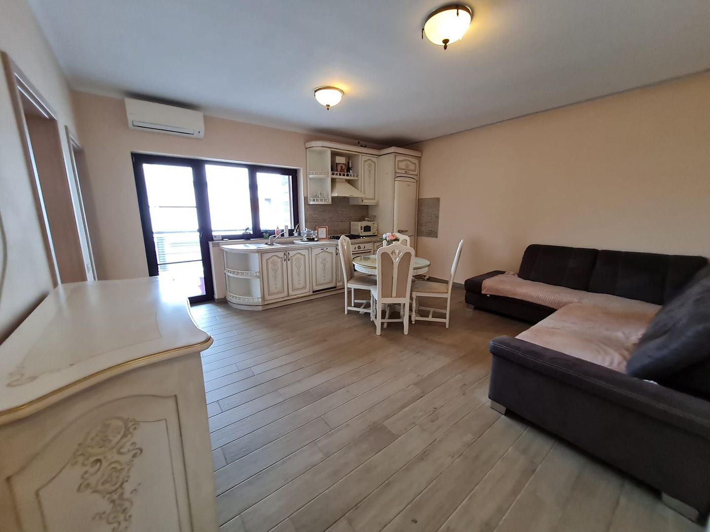 Clasic la 5 minute de Iulius Town - Poză 4