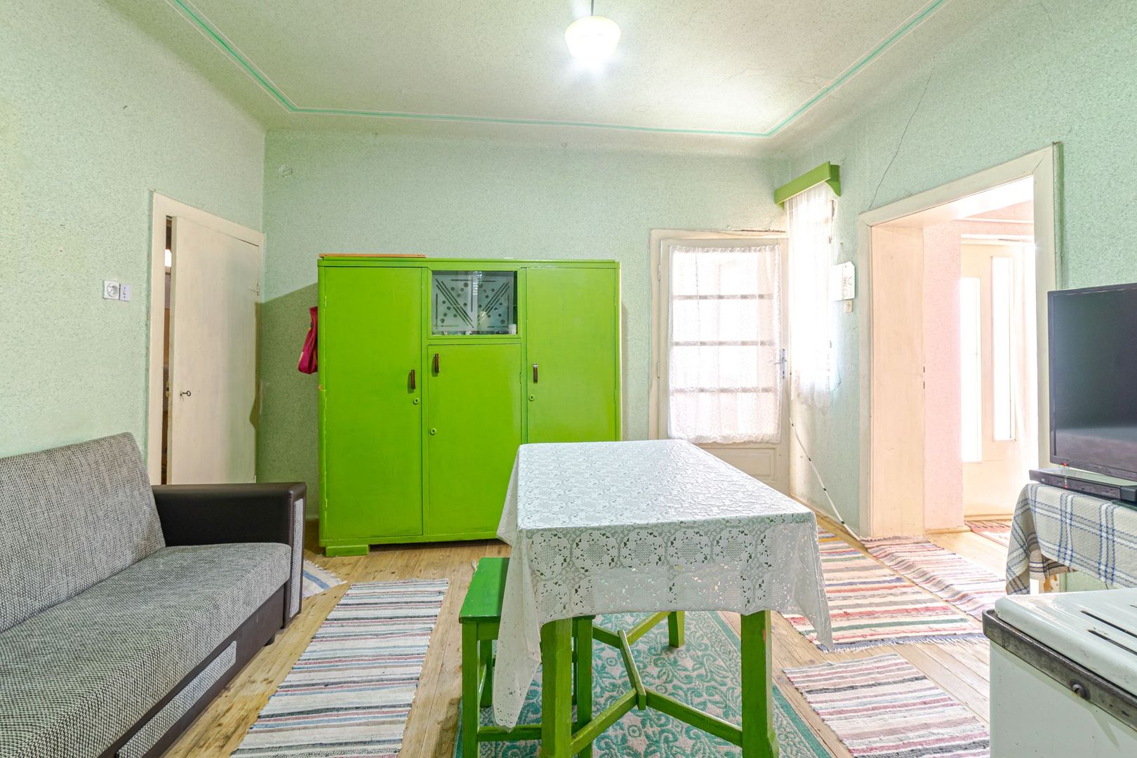 Vândută Casă cu 4 camere Pâncota - Poză 7