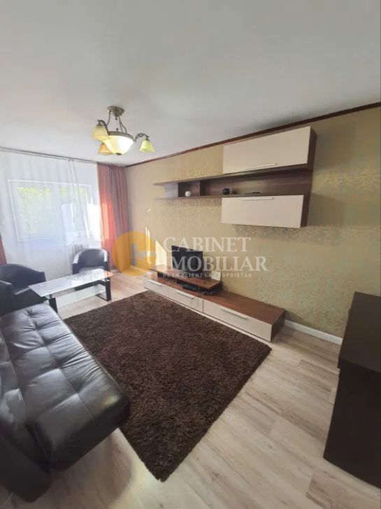 2 camere - PODUL DE FIER - decomandat - 50mp - etaj intermediar - Poză 1