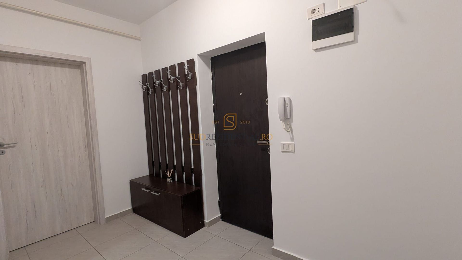 Apartament cu 2 camere de inchiriat, Grand Kristal Residence, Sector 4 - Poză 6