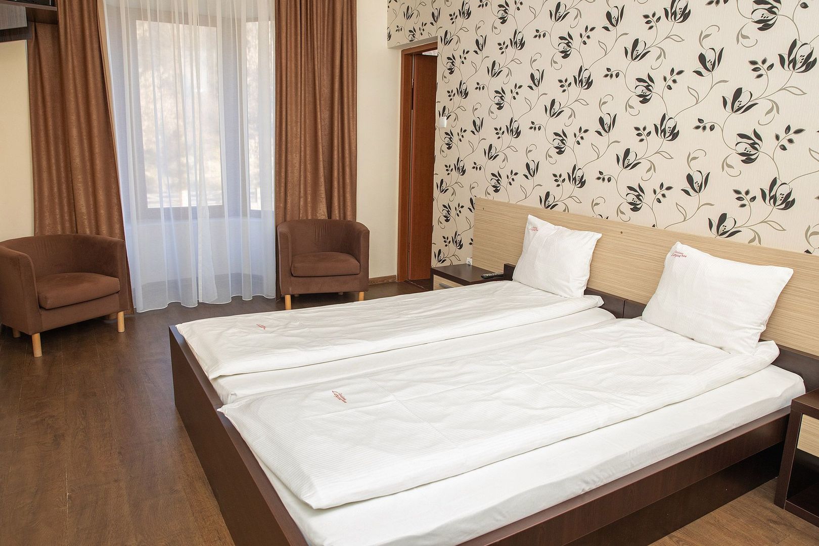 Pensiune, teren 4.460 mp, Hidișelul de Jos, Bihor. 685.000 Euro (neg). - Poză 22