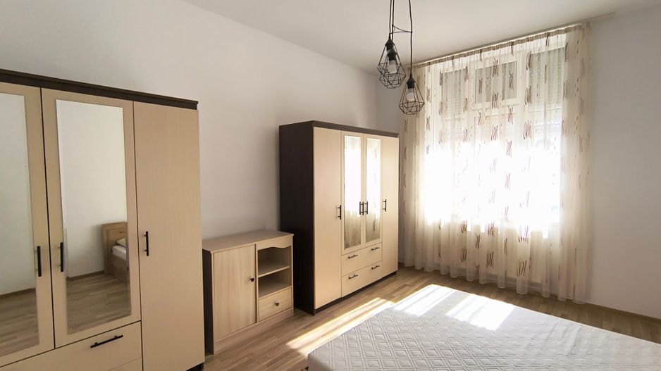De închiriat: vilă renovată, Mihai Eminescu. 1 000 E/lună. Comision 0 - Poză 13