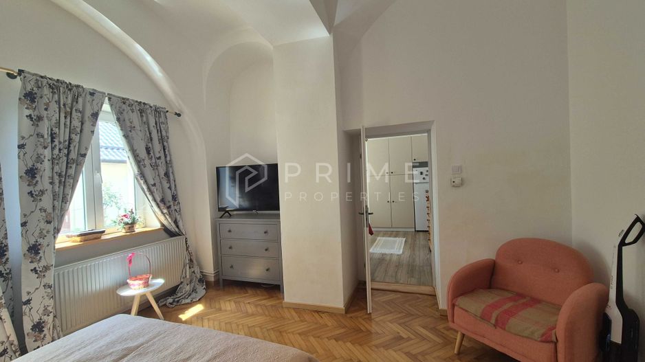 Apartament cu 2 camere de închiriat Ultracentral - Poză 2