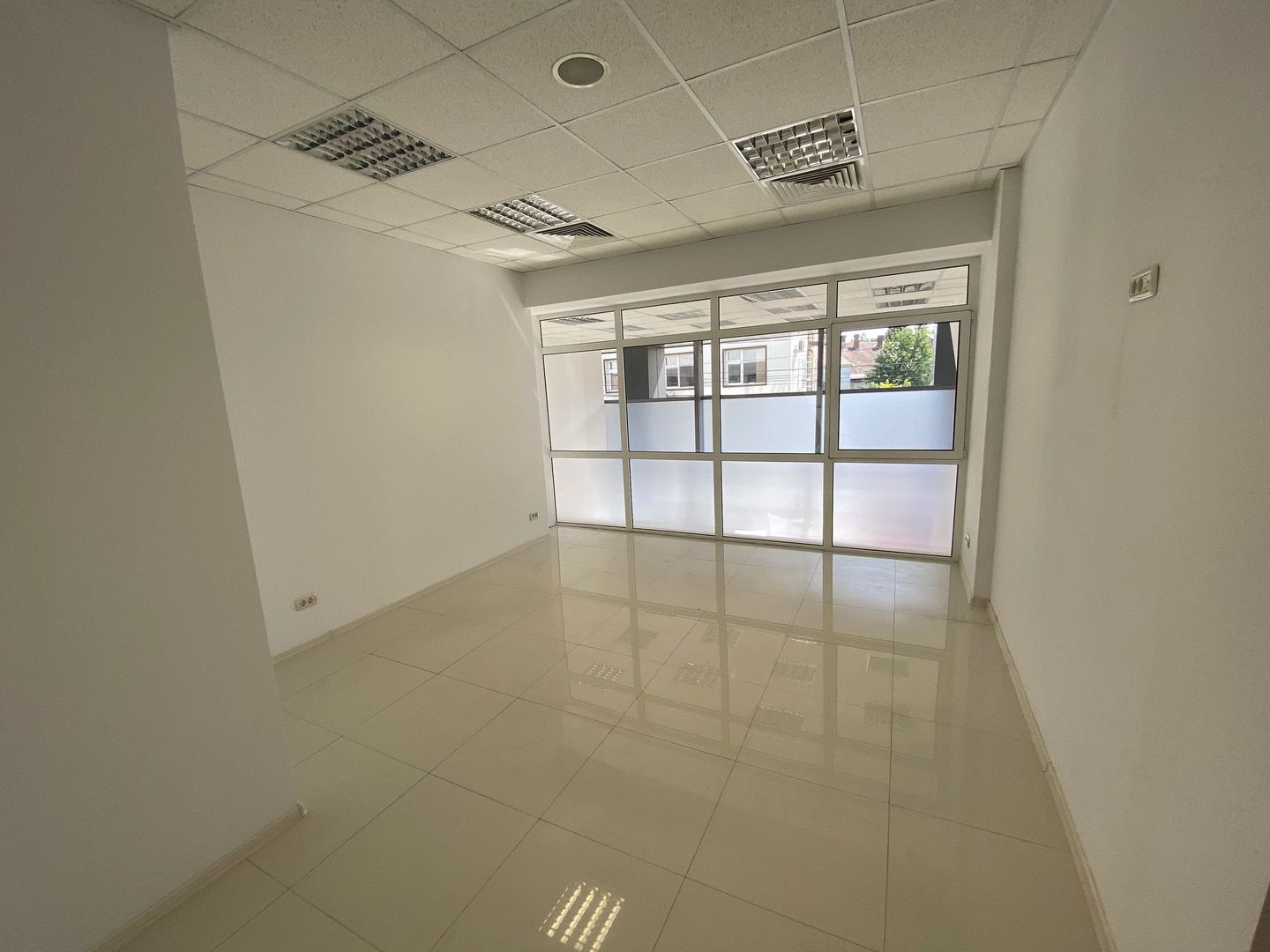 Spațiu de birouri de la 200 - 600mp - Poză 6
