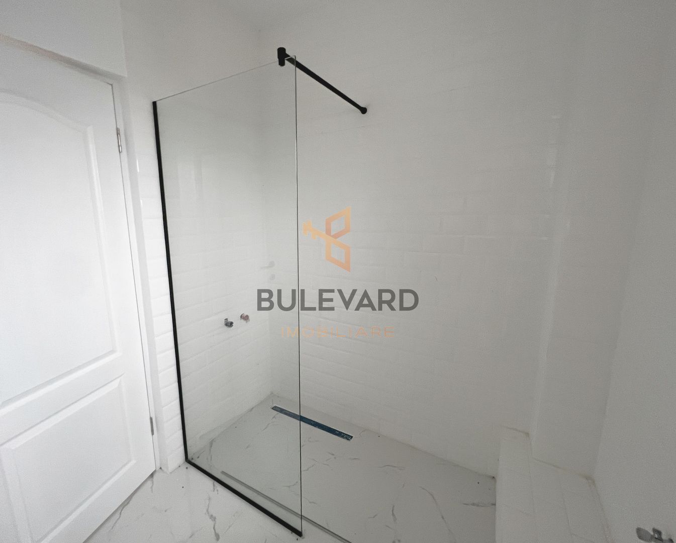 Apartament cu 3 camere / 2 locuri parcare/ zona Taietura Turcului - Poză 7