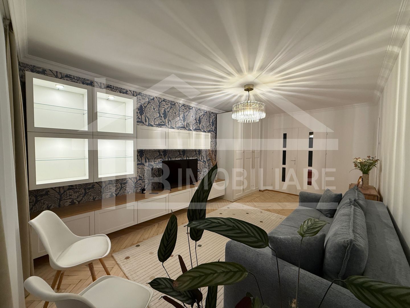 Apartament cu 2 camere, 50 mp, decomandat, Zona UMFST - Poză 2