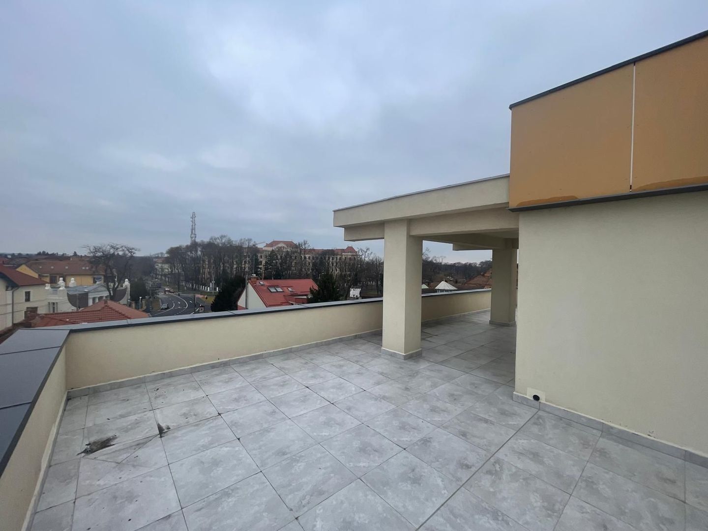 PENTHOUSE ULTRACENTRAL TRIPLA ORIENTARE 243 MP-PRET 278.000 EURO+TVA - Poză 4