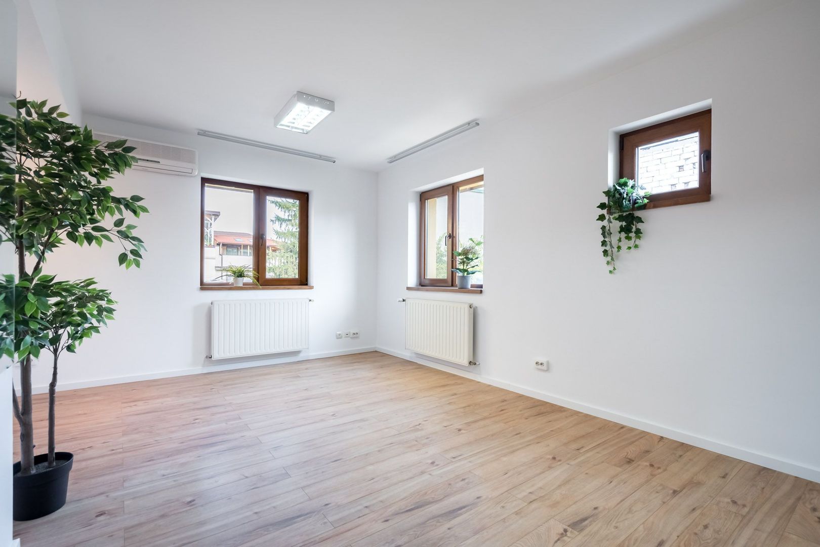 COMISION 0% - Vila NOUA pentru birouri 220mp utili, parcare proprie,8 min metrou - Poză 8