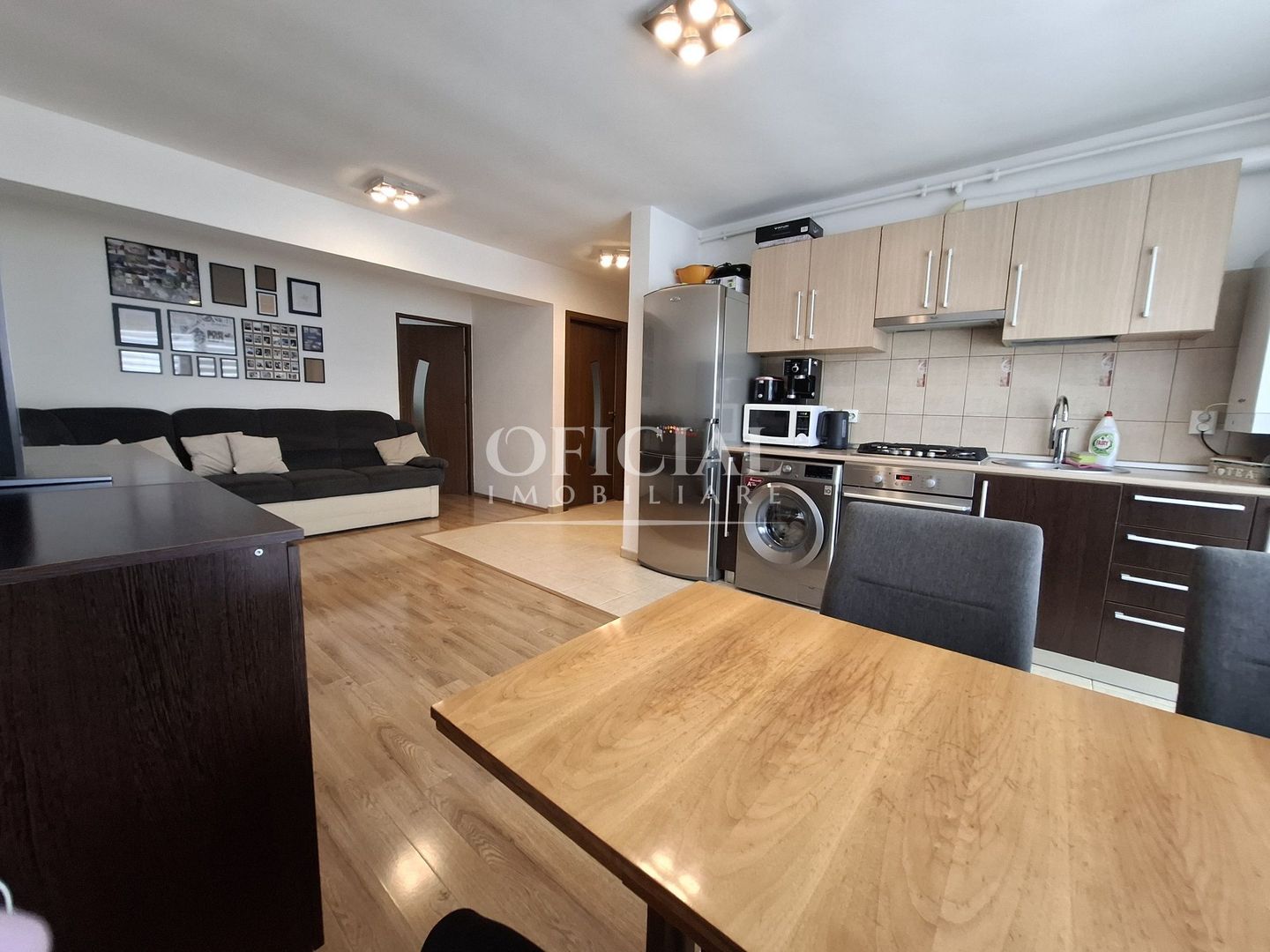 Apartament 3 Camere | 54 Mp | Balcon | Parcare | Floresti Parc Poligon - Poză 1