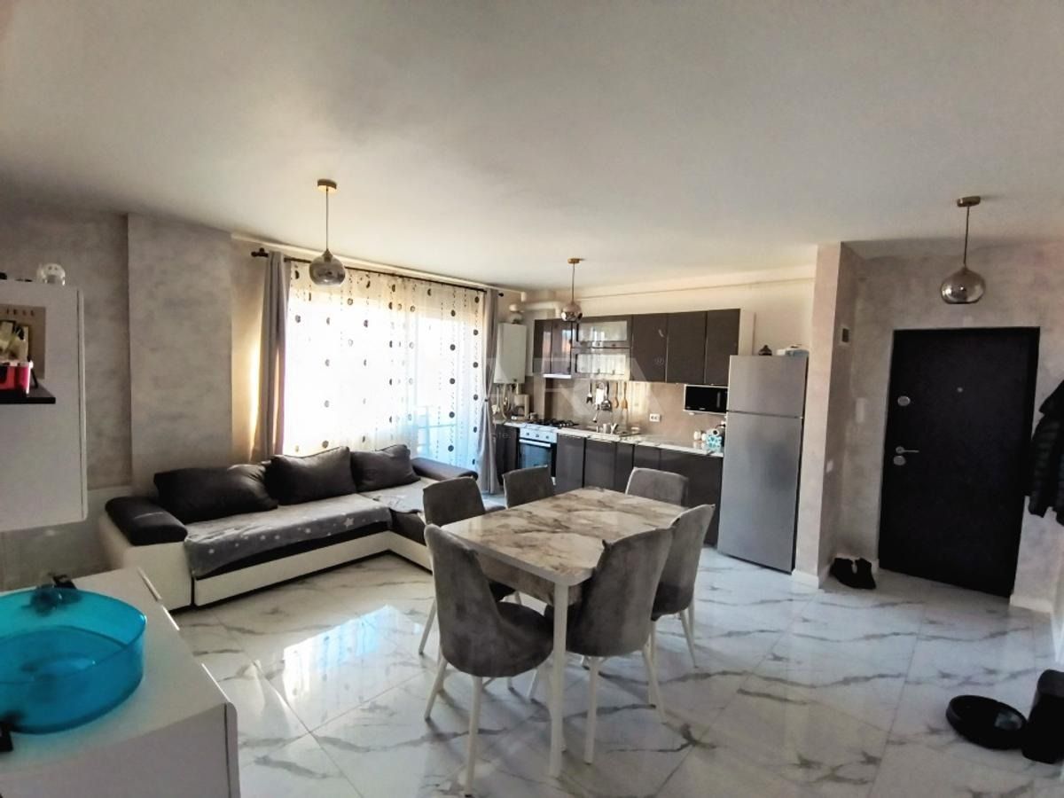 Apartament modern cu 3 camere, 65 mp + balcon 12 mp. - Poză 4