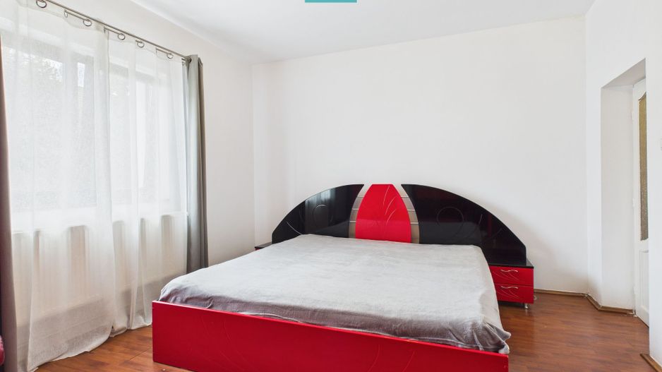 Apartament cu 2 camere și terasă generoasă - Poză 4