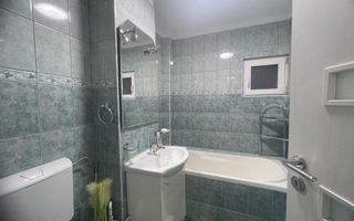 Apartament de vanzare cu 2 camere decomandat, etaj 2, pivnita- Cartierul Strand - Poză 6