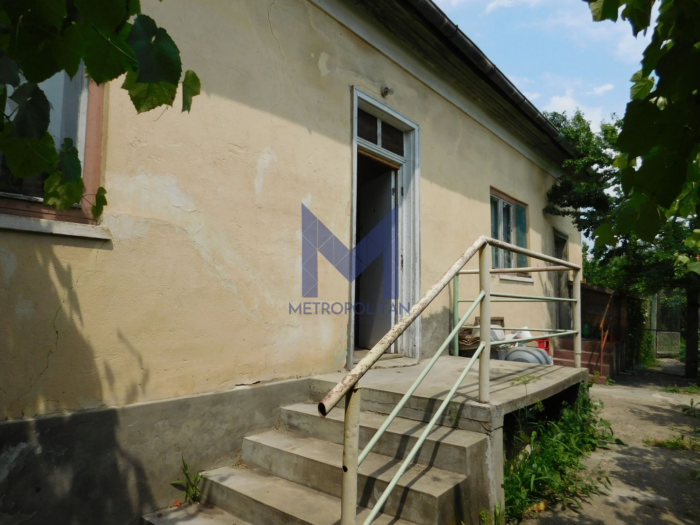 Casă cu arhitectură deosebită de vânzare, cu 800 mp teren, lângă Dedeman - Poză 11