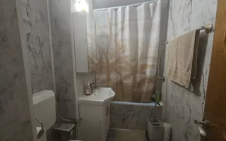 Apartament 4 camere, etaj 1 – Exercițiu, lângă Poștă - Poză 18