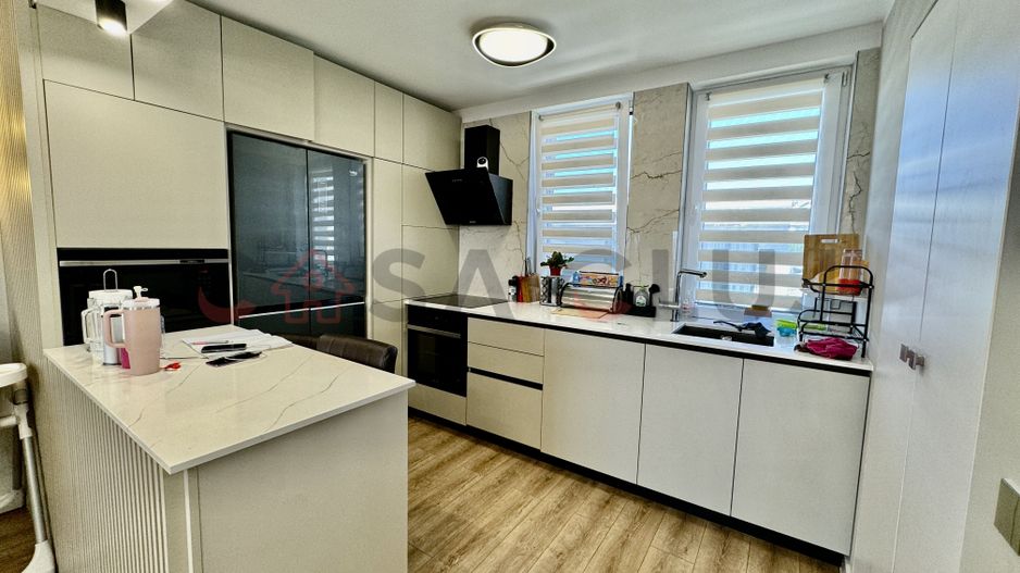 Apartament, parte dintr-un triplex, ultrafinisat, zonă liniștită și view superb! - Poză 10
