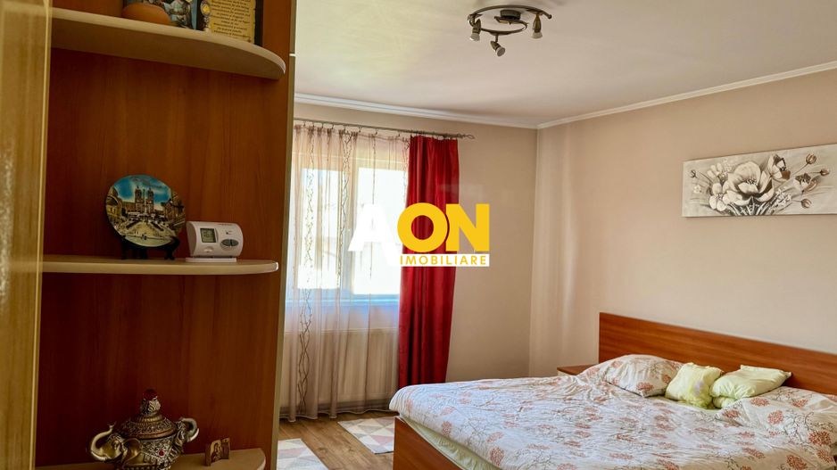 Casa De Inchiriat Pretabila Pentru Birouri, 6 Camere, Zona Centru - Poză 15