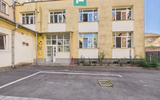 Imobil central cu destinație medicală, Arad - Poză 1
