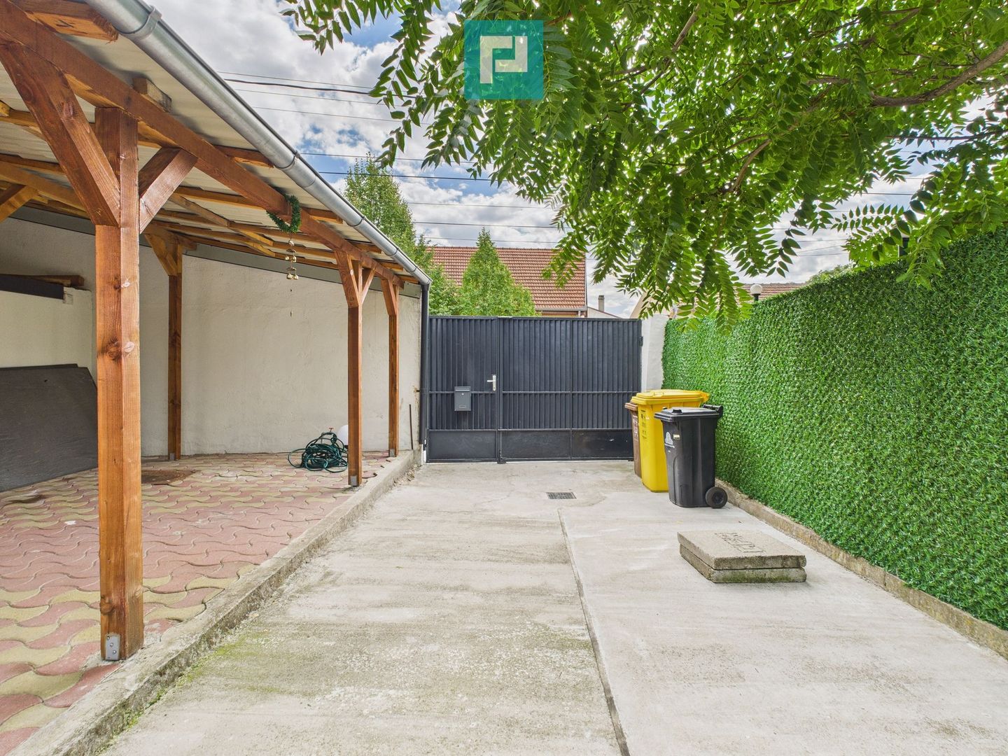 Apartament cu 2 camere și terasă generoasă - Poză 17