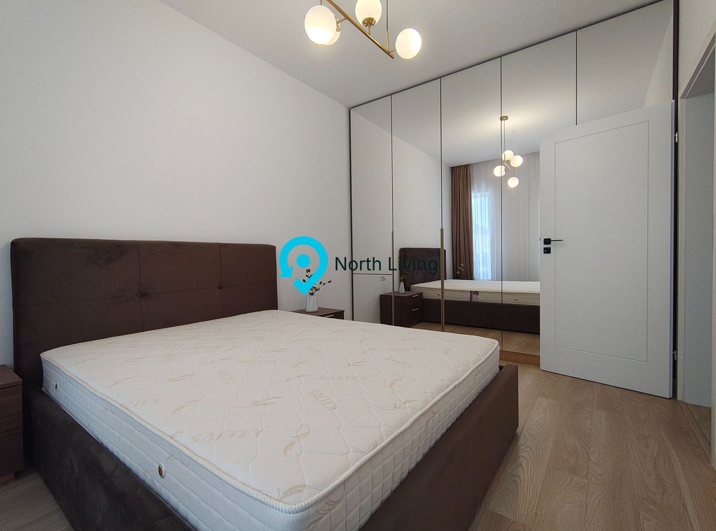 Vila 4 camere | Ansamblu Nou zona Tunari - Poză 9