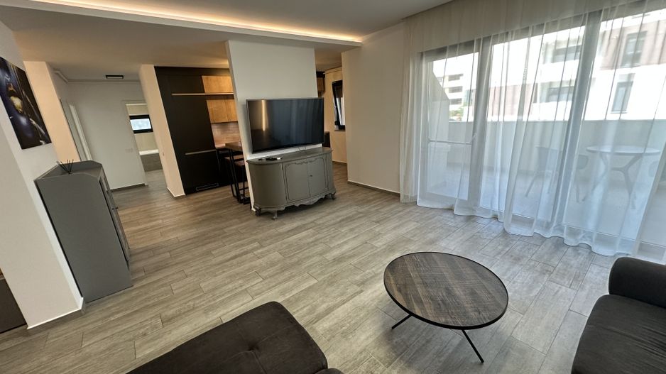 Apartament 3 camere - Dumbravita - Poză 1