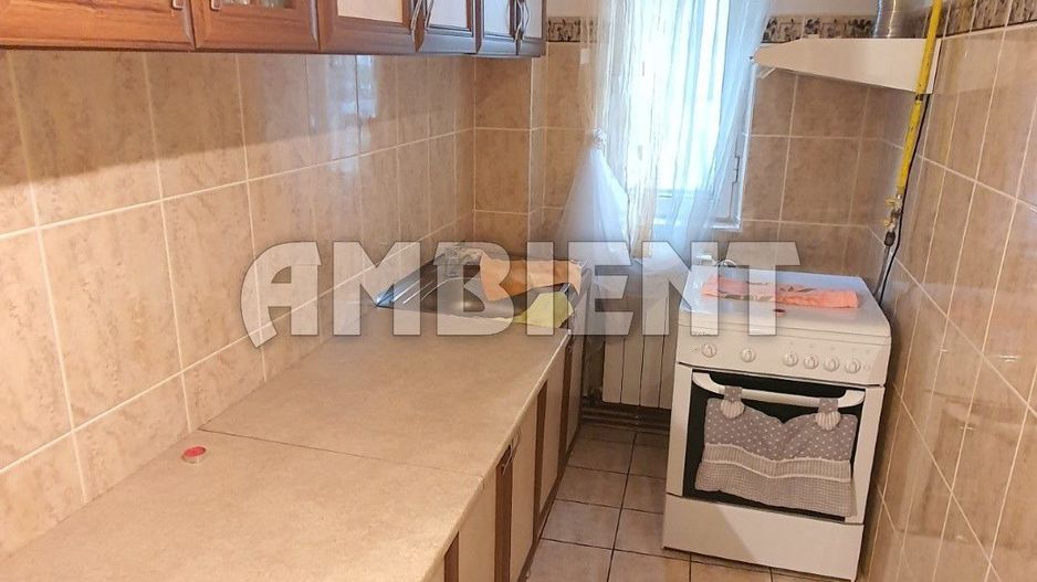 Apartament 3 camere, parter, zona BAZAR; - Poză 2