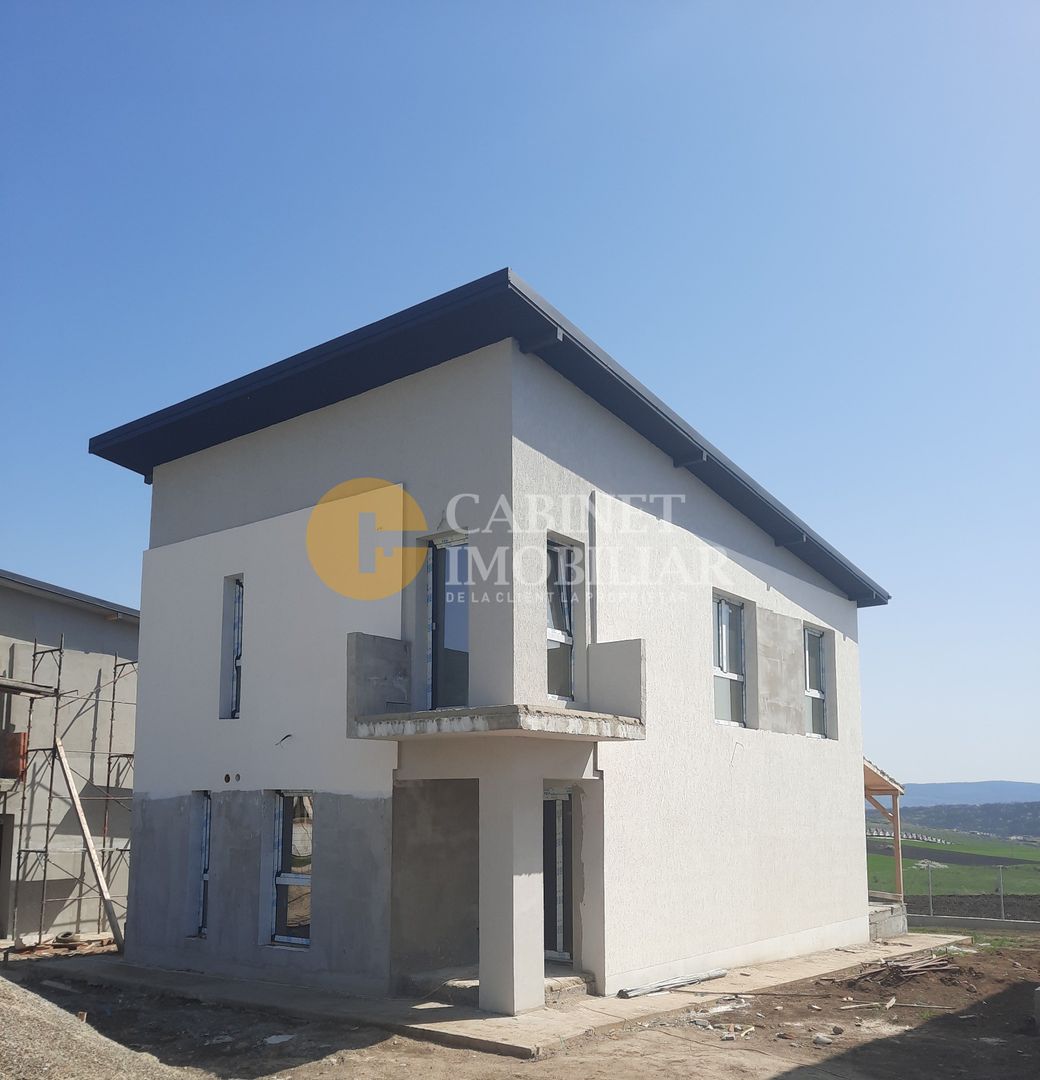 🏡 VILĂ DEOSEBITĂ MIROSLAVA - Poză 1