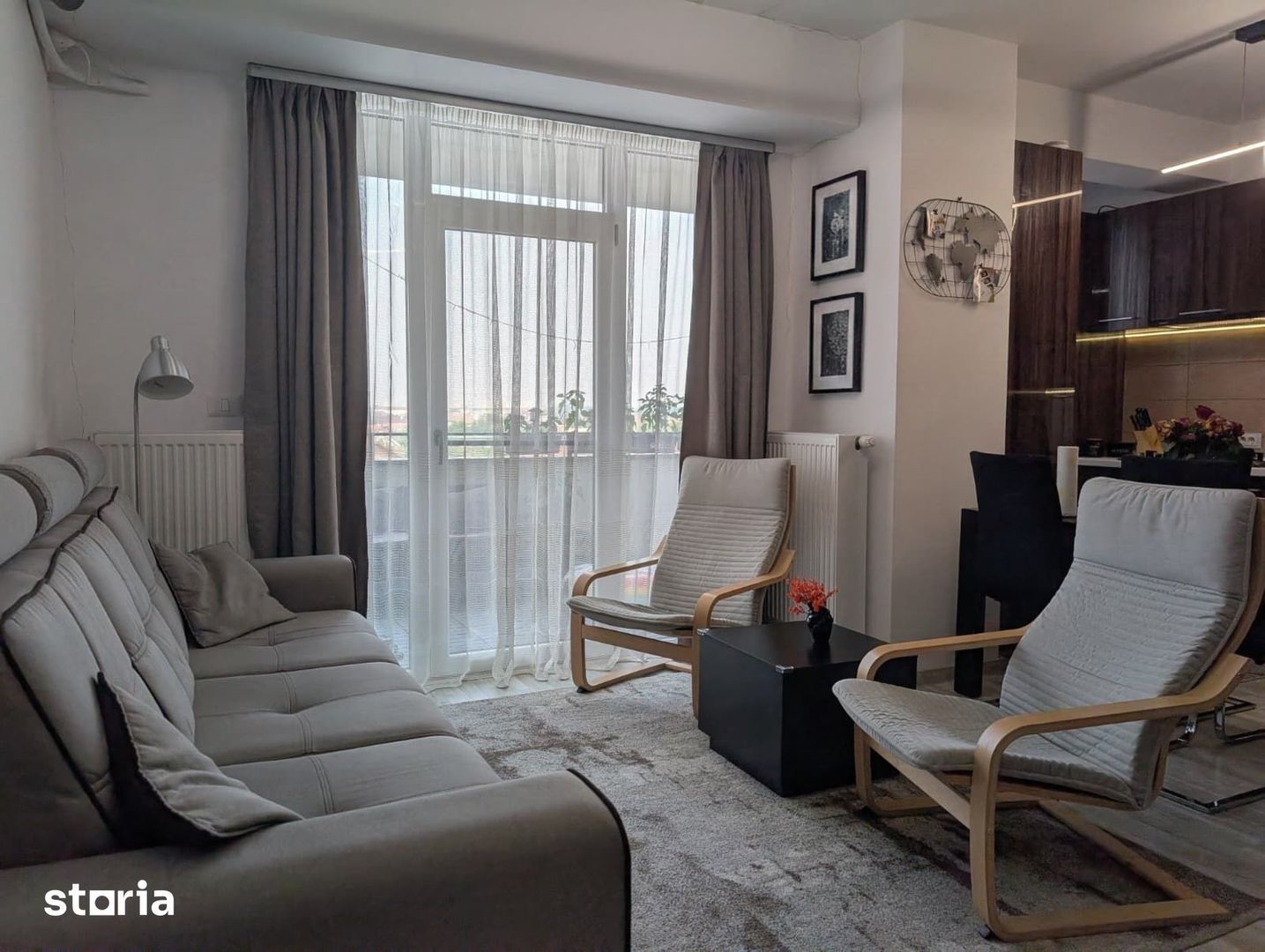 Vând apartament 3 camere, mobilat și utilat cu loc de parcare inclusă - Poză 2