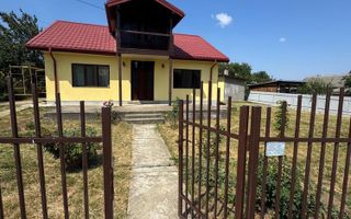 Casă renovată cu 3 camere și teren de 1000 mp în Letcani, Iași - Poză 2