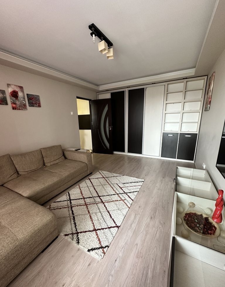 De vânzare: garsonieră renovată - Gorjului - metrou - Vedere spate - Poză 2