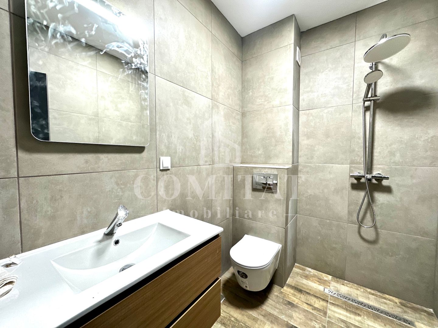 Apartament la cheie | 3 camere | Zona Str Traian Vuia - Poză 16