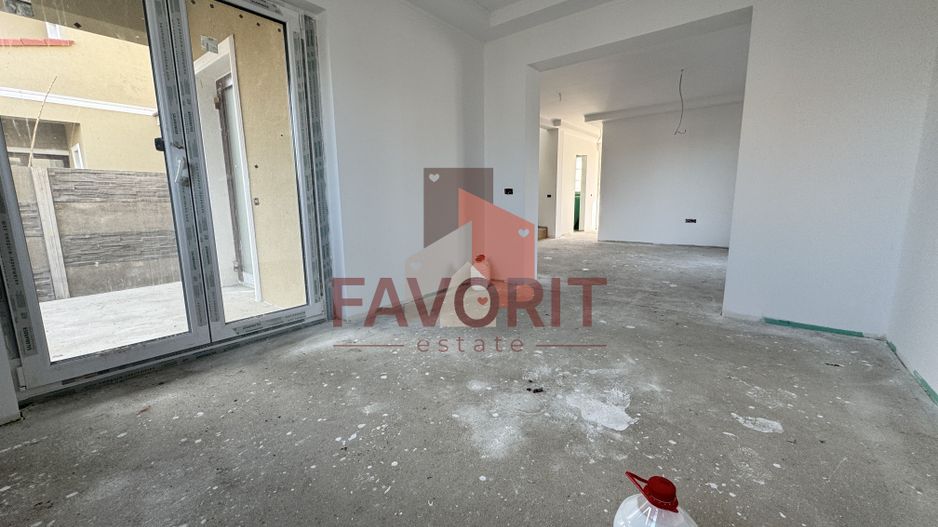 Casa Individuala in Mosnita. La asfalt. Cu Carport - Poză 12